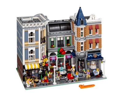 10255 LEGO Assembly Square thumbnail image