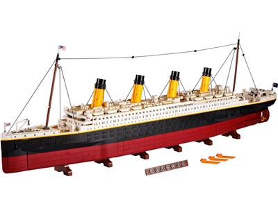 10294 LEGO Titanic