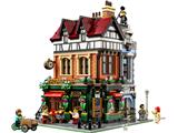 10350 LEGO Tudor Corner