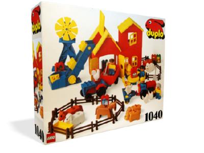 1040-2 LEGO Dacta Duplo Farm Set