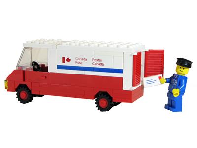 105 LEGO Mail Van