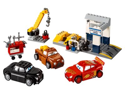 10743 LEGO Juniors Cars 3 Smokey's Garage