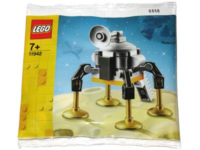 11942 LEGO Lunar Lander