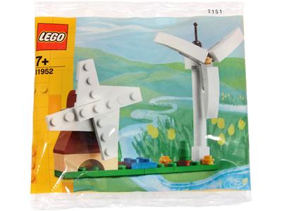 11952 LEGO Creator Wind Turbine and Wind Mill