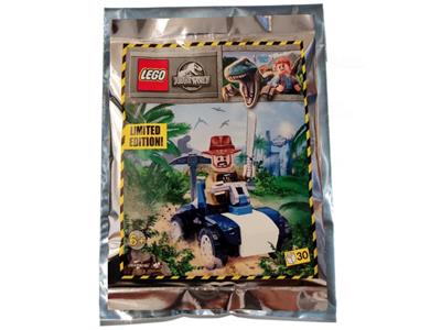 122116 LEGO Jurassic World Sinjin Prescott and Buggy