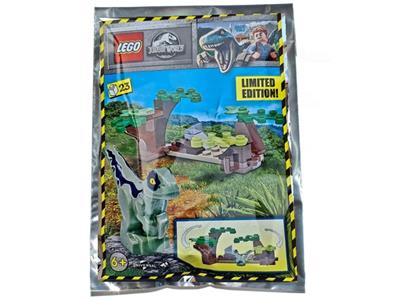122217 LEGO Jurassic World Raptor and Hideout