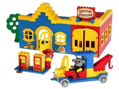 134-2 LEGO Fabuland Service Station