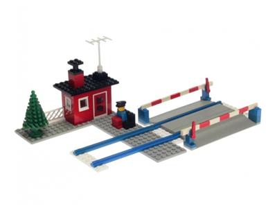 146 LEGO Trains Level Crossing