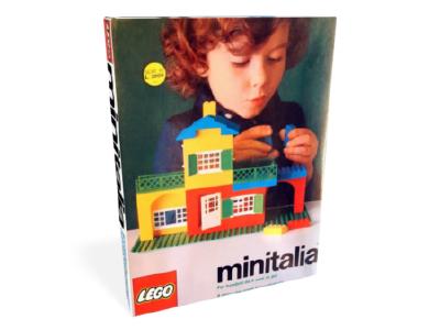 15-2 LEGO Minitalia Large House Set