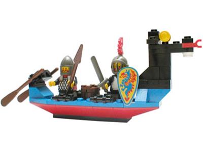1547 LEGO Black Knights Boat