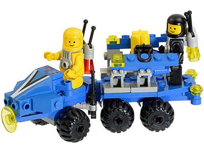 1558 LEGO Mobile Command Trailer thumbnail image