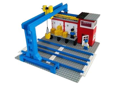 165 LEGO Trains Cargo Station