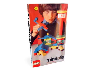 17-2 LEGO Minitalia Airport thumbnail image