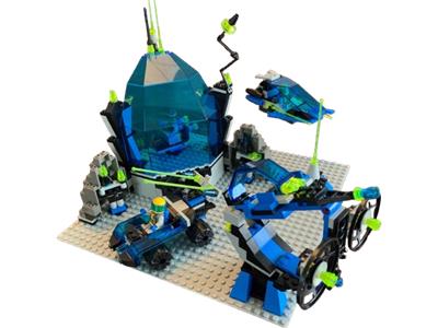 1793 LEGO Unitron Space Station Zenon thumbnail image