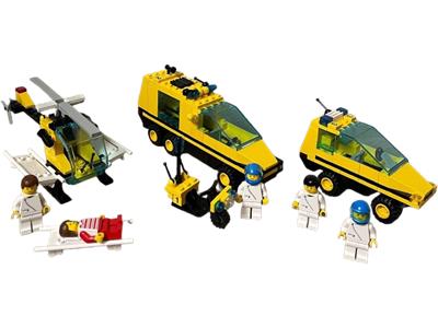 1896 LEGO Emergency Trauma Team thumbnail image