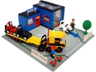 1966 LEGO Car Repair Shop thumbnail image