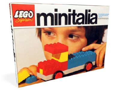 21-2 LEGO Minitalia Truck