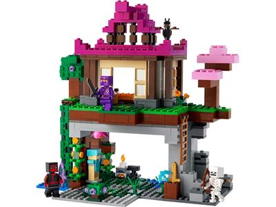 21183 LEGO Minecraft The Training Grounds thumbnail image