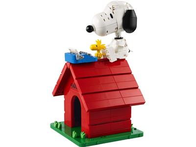 21368 LEGO Ideas Peanuts Snoopy's Doghouse