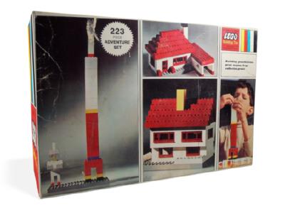 223 LEGO Samsonite Adventure Set