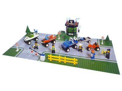 2234 LEGO Police Chase thumbnail image