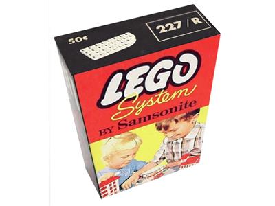 227-1-R LEGO Samsonite 4x8 Right Curve Plates thumbnail image