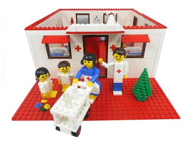 231 LEGO Homemaker Hospital
