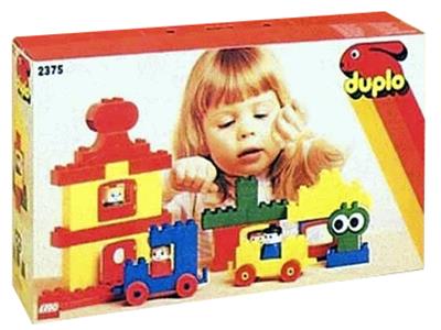 2375 LEGO Duplo Basic Set Town