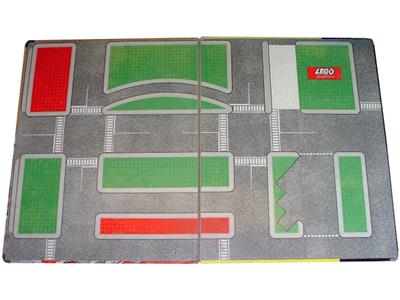 246 LEGO Samsonite Town Plan Board thumbnail image