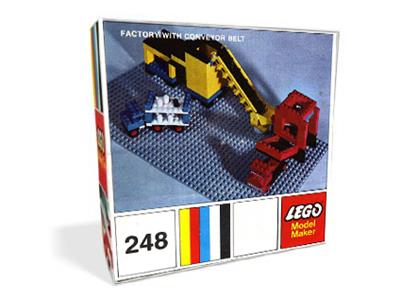248-2 LEGO Samsonite Model Maker Factory with Conveyor Belt