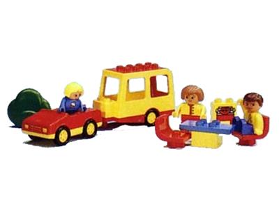 2630-2 LEGO Duplo Car and Campervan