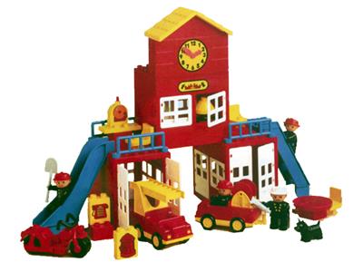 2658 LEGO Duplo Fire Station thumbnail image