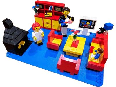 268 LEGO Homemaker Family Room thumbnail image