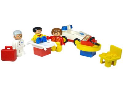 2680 LEGO Duplo Doctor's Surgery thumbnail image