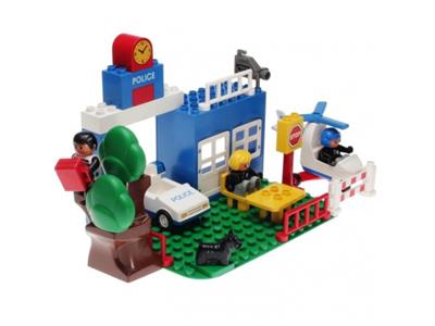2683 LEGO Duplo Police Station thumbnail image