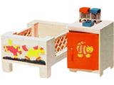 271 LEGO Homemaker Baby's Cot and Cabinet