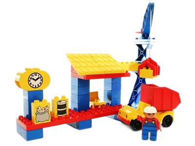 2720 LEGO Duplo Trains Goods Station thumbnail image