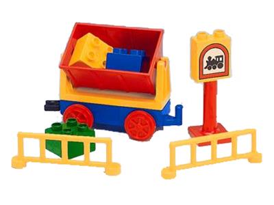 2739 LEGO Duplo Trains Tip Wagon
