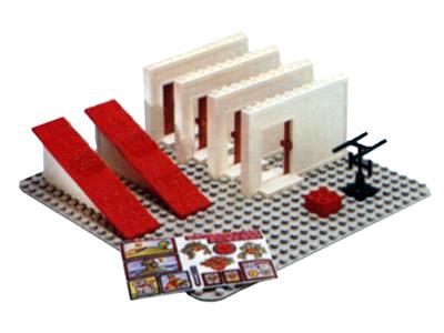2779 LEGO Duplo Playhouse thumbnail image