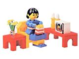 278 LEGO Homemaker Television Room