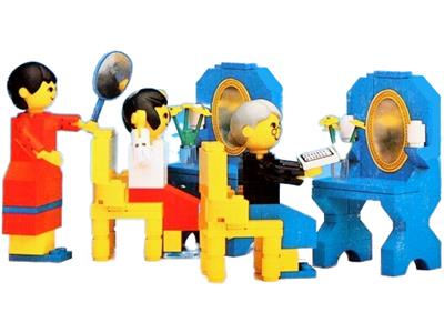 LEGO 296 Homemaker Ladies Hairdressers BrickEconomy