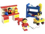 297 LEGO Homemaker Nursery