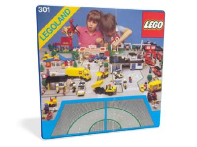 301 LEGO Curved Road Plates