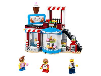 31077 LEGO Creator 3 in 1 Modular Sweet Surprises thumbnail image