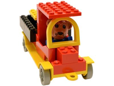 329-2 LEGO Fabuland Bernard Bear and his Delivery Lorry thumbnail image