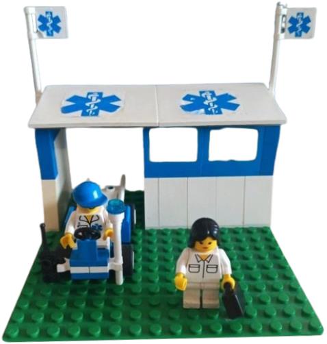 LEGO 3312 Football Paramedic Unit | BrickEconomy