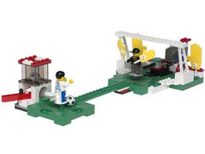 3422 LEGO Football Shoot 'n' Save thumbnail image