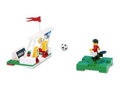 3424 LEGO Football Target Practice