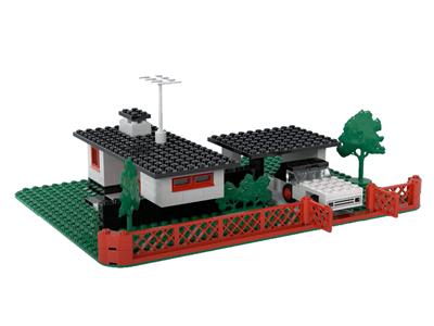 345 Legoland House with Mini Wheel Car