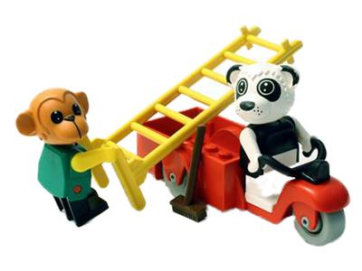 3628 LEGO Fabuland Perry Panda and Chester Chimp